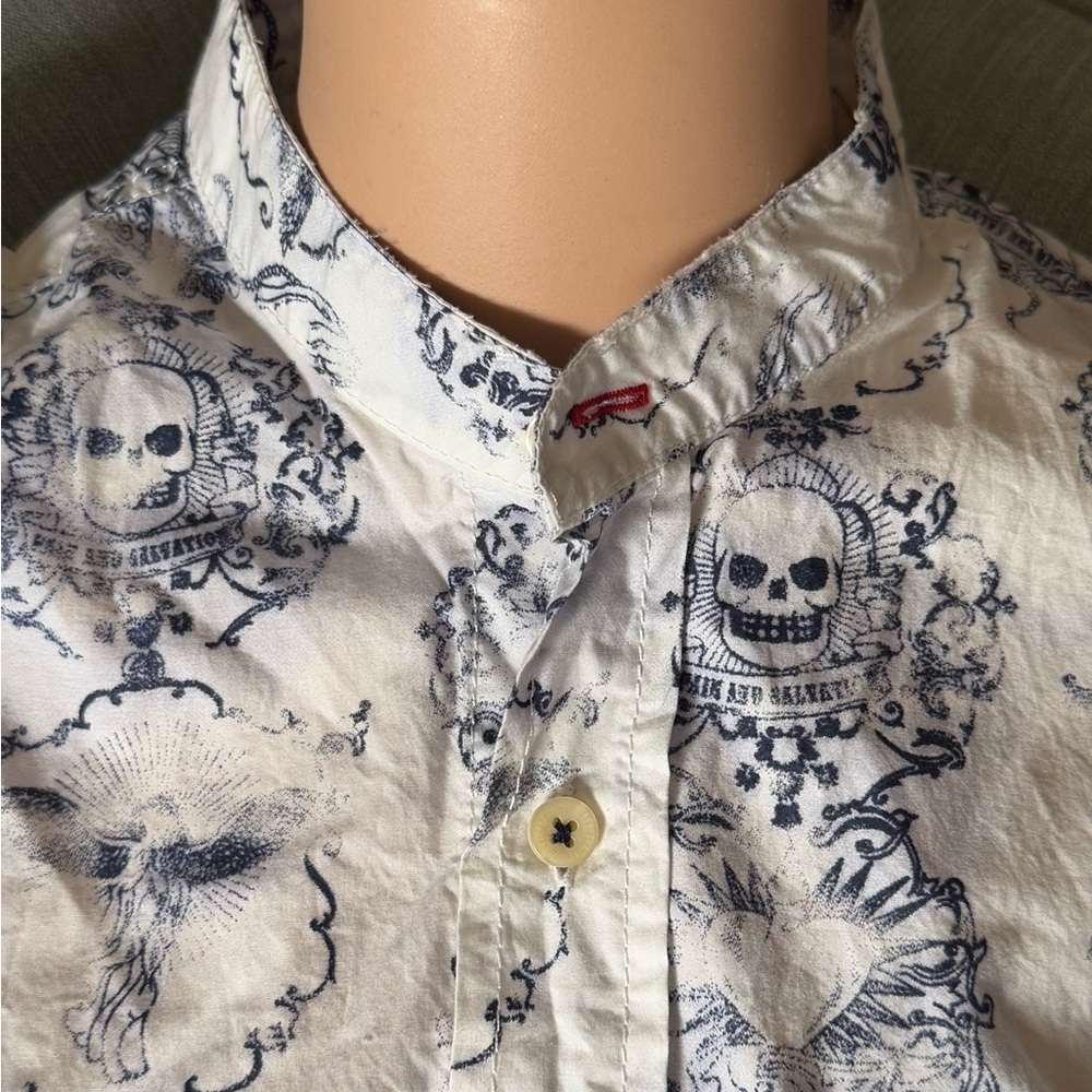 VINTAGE/RARE Encorgie Jean’s Session - Skull Button Tee - Women’s Size L - Picture 3 of 6